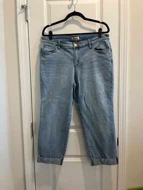 Kit from the Kloth Light Blue Women’s Crop Jeans size 16